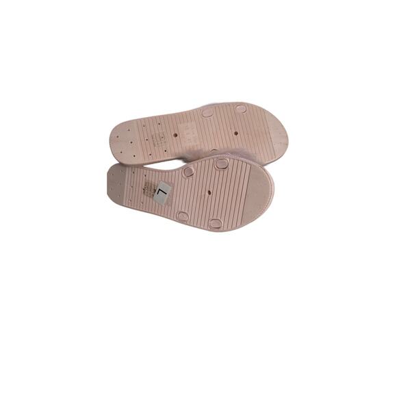 Lauren Lorraine Fluffy slippers in blush - Picture 4 of 4